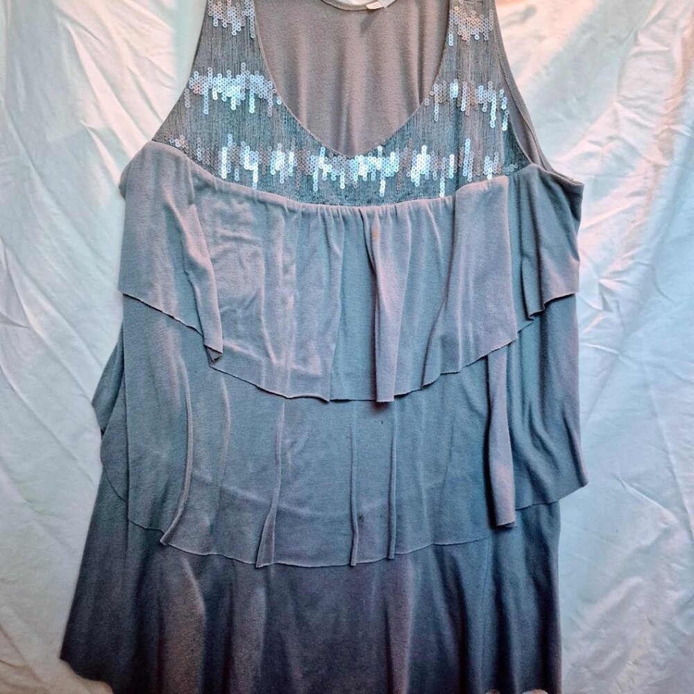 Maurices Tiered Gray Layered Tank Top Embellished Sequin V Neckline Stretch XL